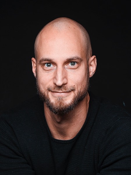 Portr&auml;t von Felix Kloos